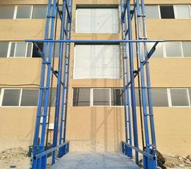 鄭州導(dǎo)軌式液壓升降貨梯與附著式升降腳手架的應(yīng)用與優(yōu)勢